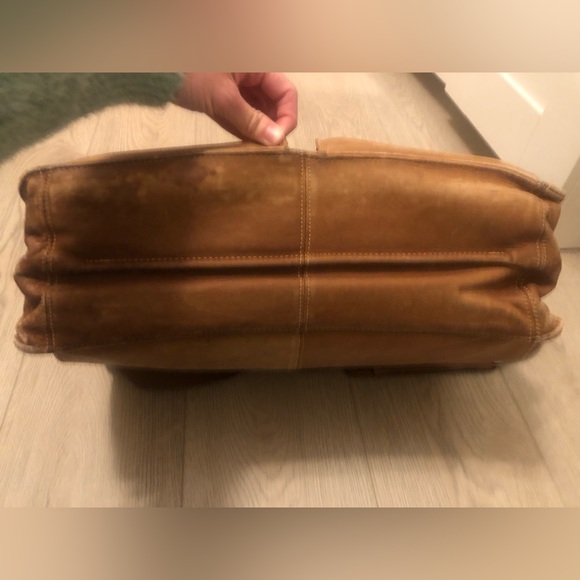 Wilson’s Leather brown Laptop Messenger Bag and Briefcase Unisex - Picture 13 of 16